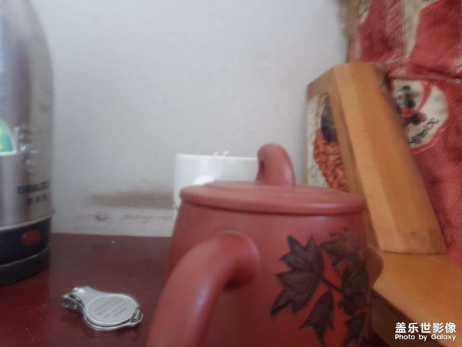 前置攝像頭掛了  什么情況  一年半的國行