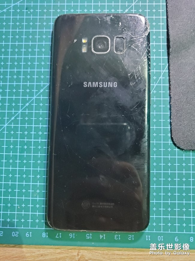 閑得蛋疼，把S8后殼給拆了