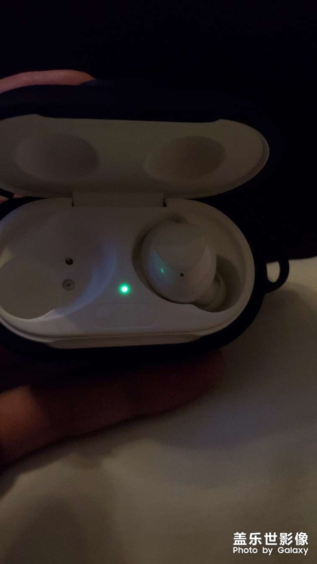 buds＋右耳連接不上