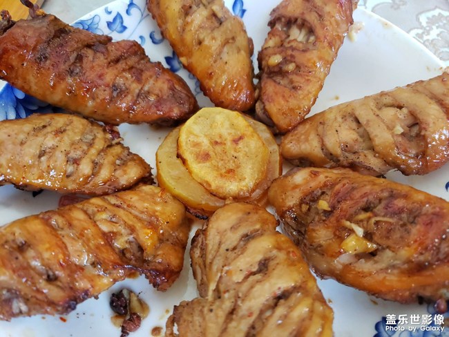 【午夜饕餮】小龍蝦花甲啤酒鴨雞翅