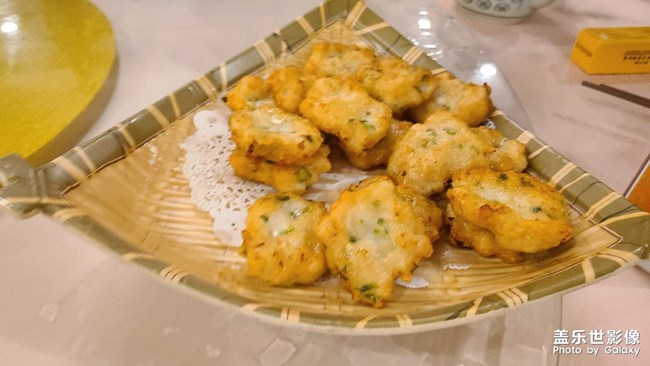 慶祝雙節(jié)，菜品很多，拍不完??門口的冬瓜就是這樣煮的