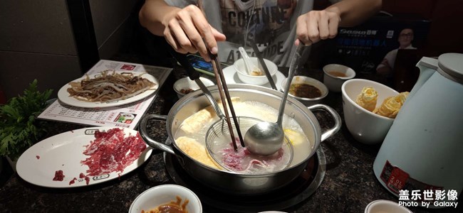 s10+原相機拍照問題