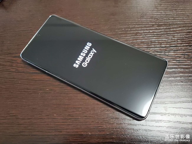 S21U開箱體驗(yàn)，環(huán)保與厚重并存