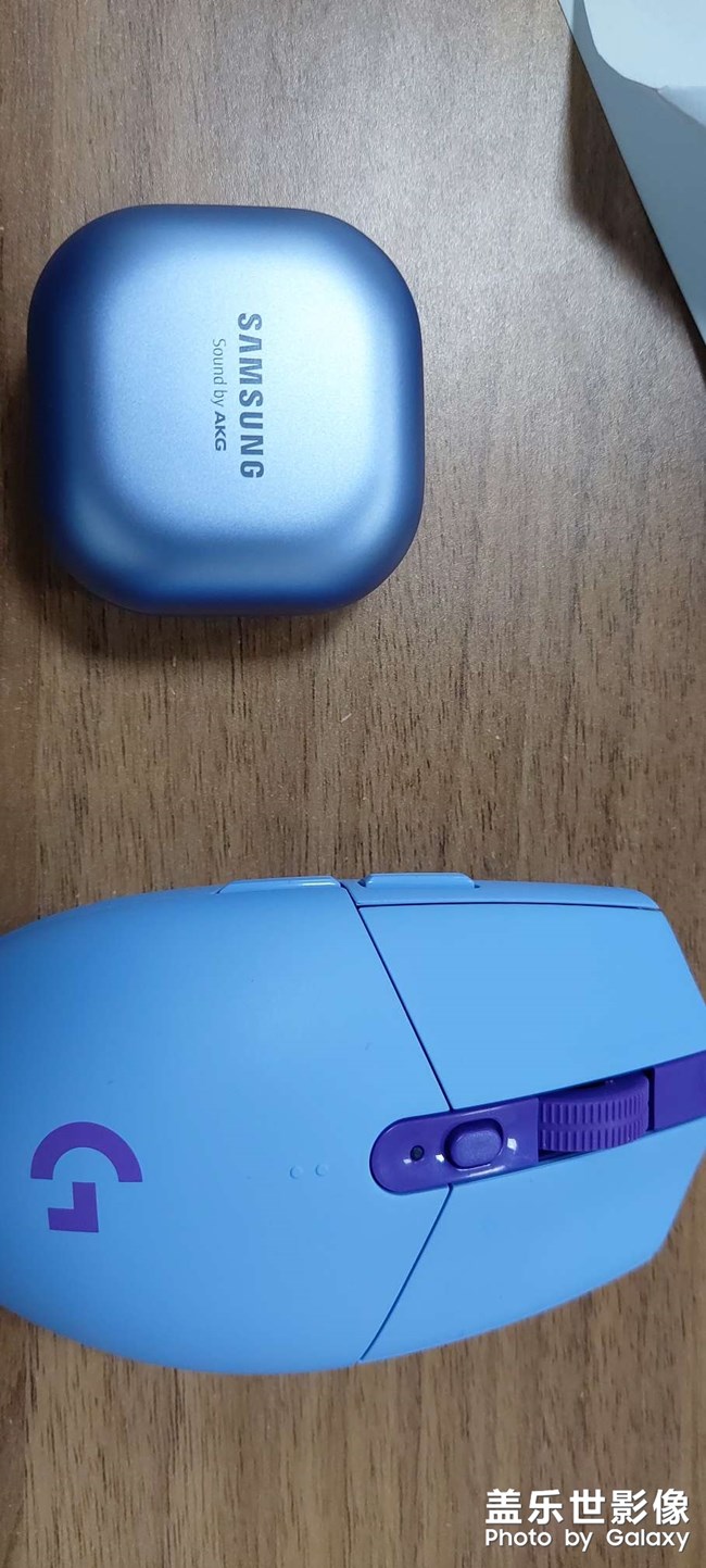 哪個(gè)更像紫色