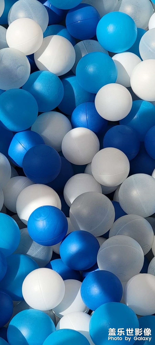 夏天快來(lái)了，提前準(zhǔn)備清爽藍(lán)白色桌面