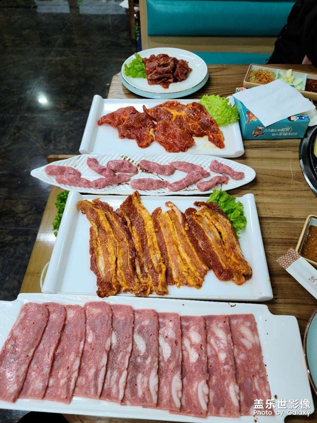 快樂(lè)不就是吃吃吃嘛