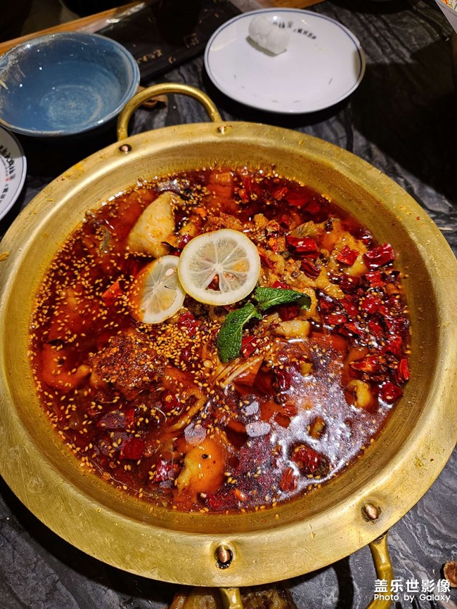 快樂(lè)不就是吃吃吃嘛