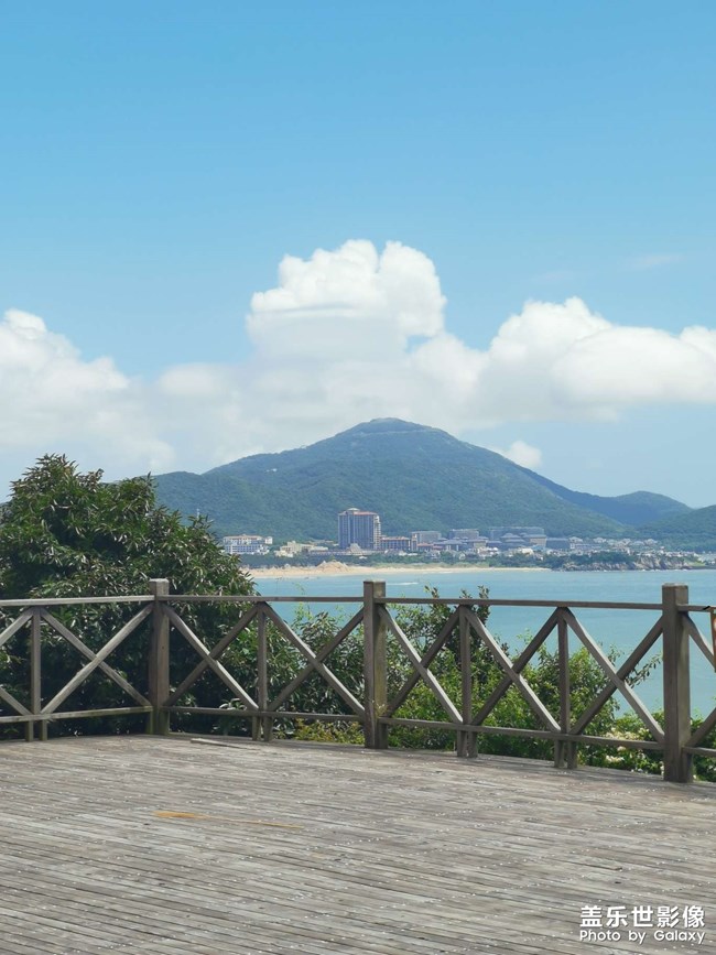 這里風(fēng)景不錯(cuò)啊