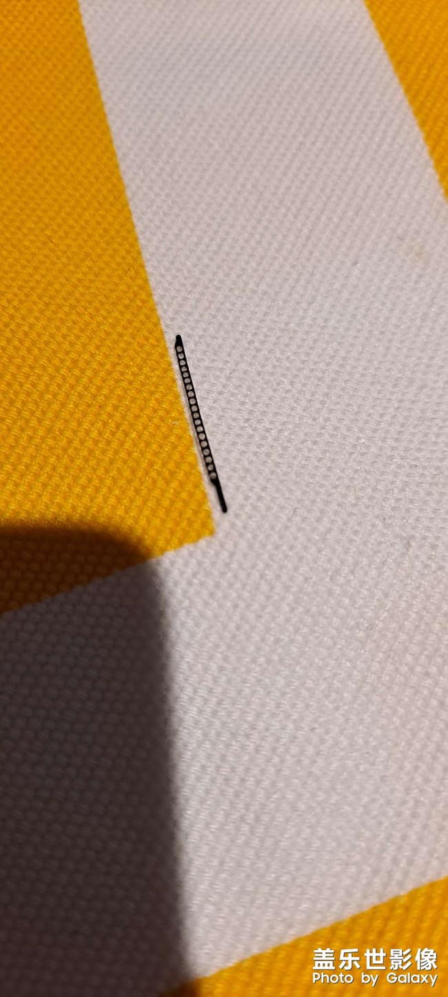 聽筒防塵網(wǎng)擦掉了