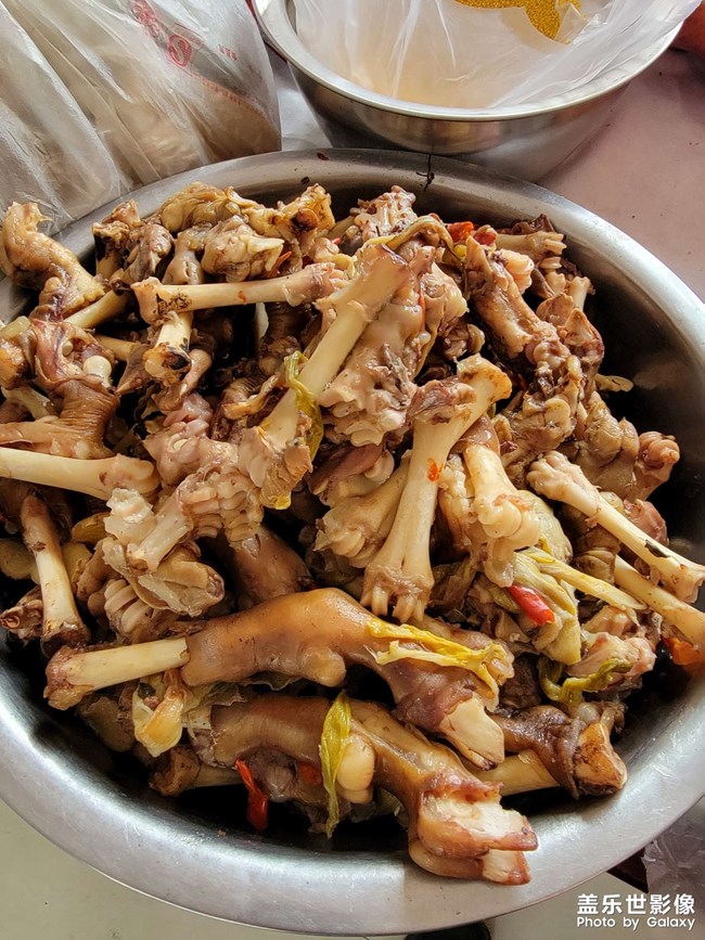 羊肉羊蹄羊頭美滋滋！