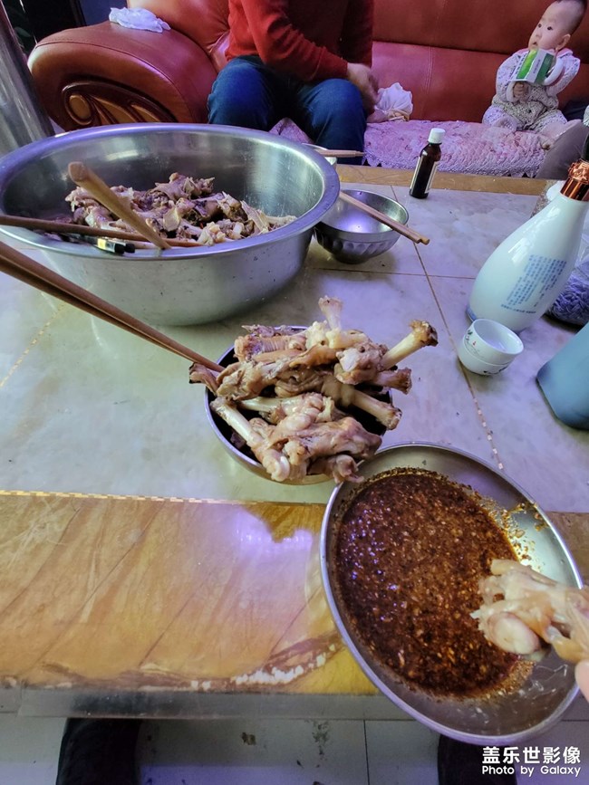 羊肉羊蹄羊頭美滋滋！