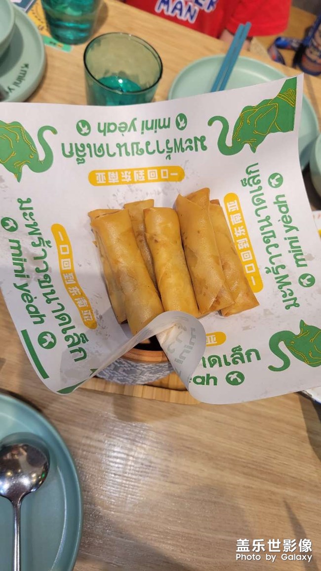 美食美食，咖喱雞肉飯，美味佳肴