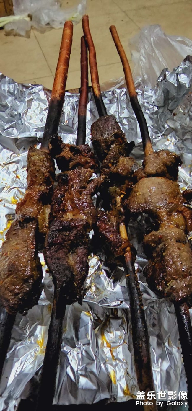 正宗紅柳烤肉，就是那個味??