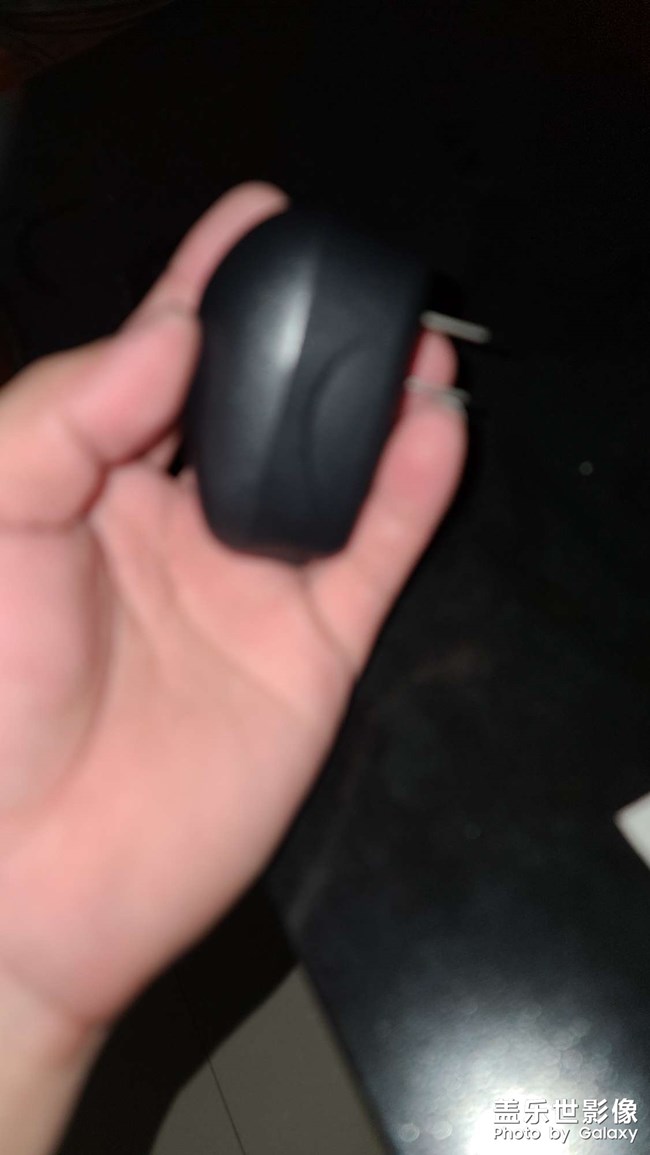 s20u晚上怎么拍不出一張清晰的照片啊，怎么回事？