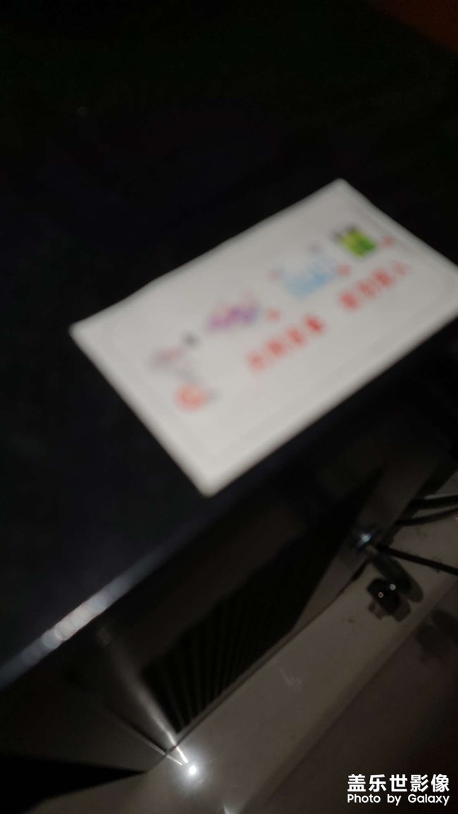 s20u晚上怎么拍不出一張清晰的照片啊，怎么回事？