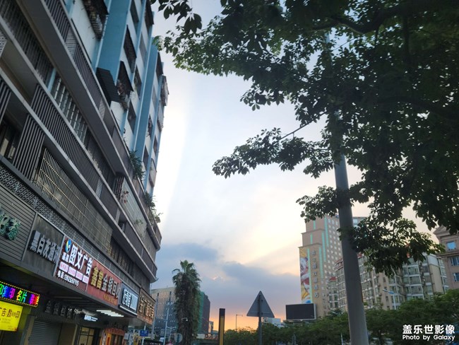晚霞
