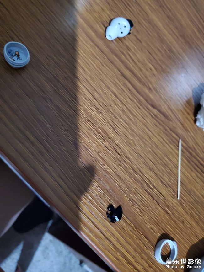 求救  這個耳機怎么裝回去