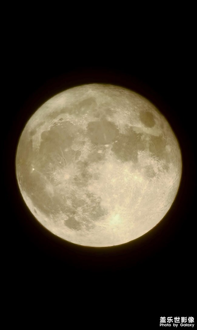 今晚的月亮??