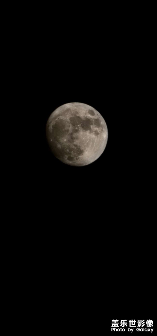 月是故鄉(xiāng)明