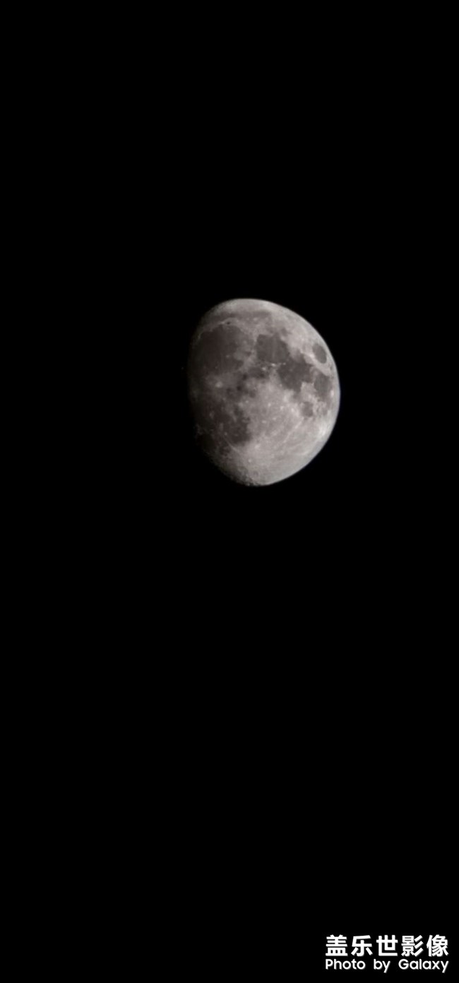 月是故鄉(xiāng)明