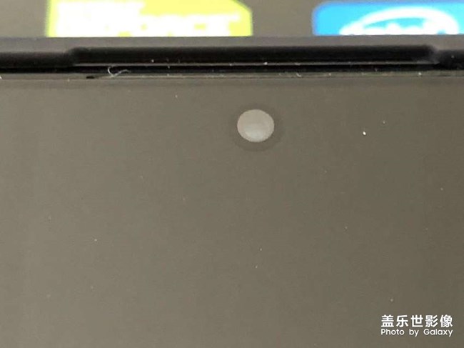 三星s22u前置攝像頭