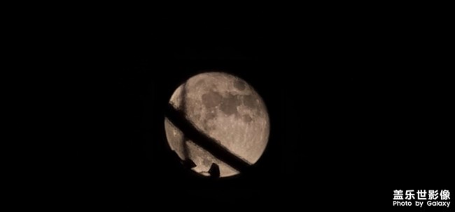 今晚的月亮有點美
