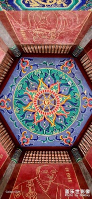 星耀新年，兔你快心，邀你快樂！