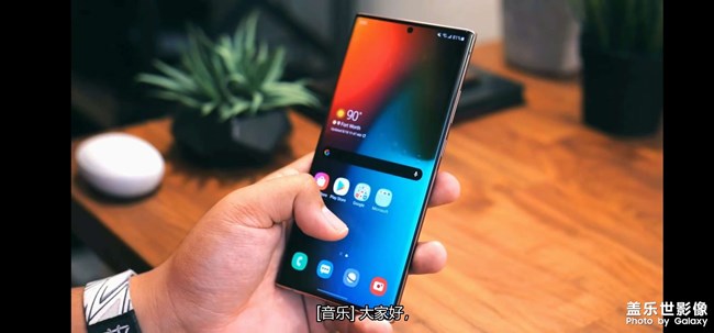 有誰知道這個主題叫什么名字，從那下載