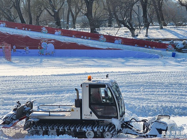 推雪機